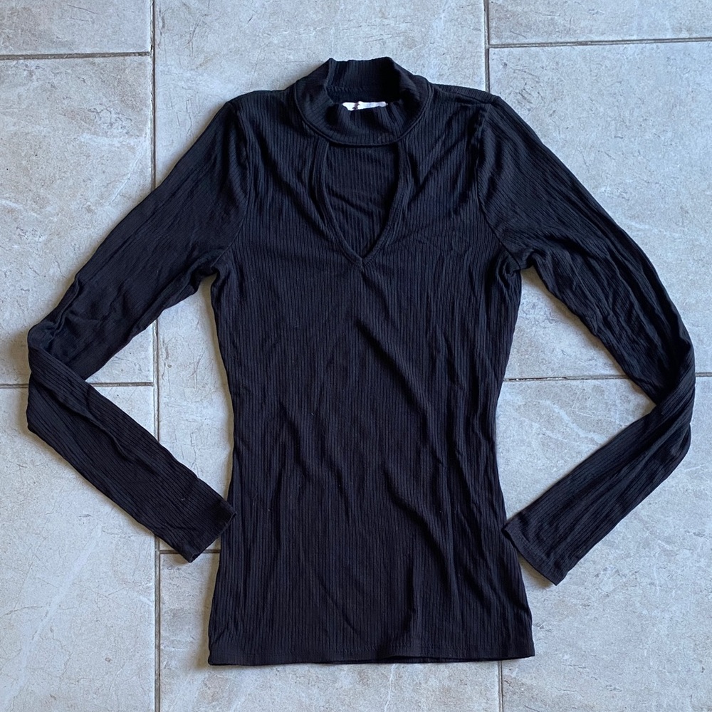 Hollister Black Keyhole Front Mock Neck Long Sleeve